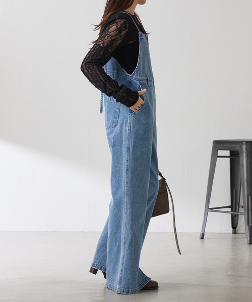 COLLAGE GALLARDAGALANTE（コラージュガリャルダガランテ）の「Q.anos/フレアデニムロンパース（サロペット/オーバーオール・レディース・ブルー/ブラック・FREE）」の10枚目の写真