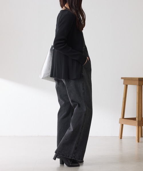 COLLAGE GALLARDAGALANTE（コラージュガリャルダガランテ）の「Q.anos/フレアデニムロンパース（サロペット/オーバーオール・レディース・ブルー/ブラック・FREE）」の19枚目の写真