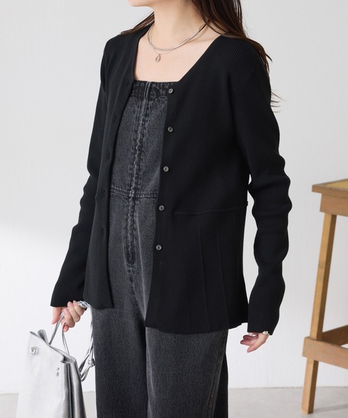 COLLAGE GALLARDAGALANTE（コラージュガリャルダガランテ）の「Q.anos/フレアデニムロンパース（サロペット/オーバーオール・レディース・ブルー/ブラック・FREE）」の14枚目の写真