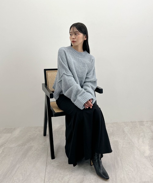 Futier land(フューティアランド)の「ワイドスリーブブークレニット(ニット/セーター・レディース・オフホワイト/ライトグレー/ブルー・MEDIUM)」の4枚目の写真