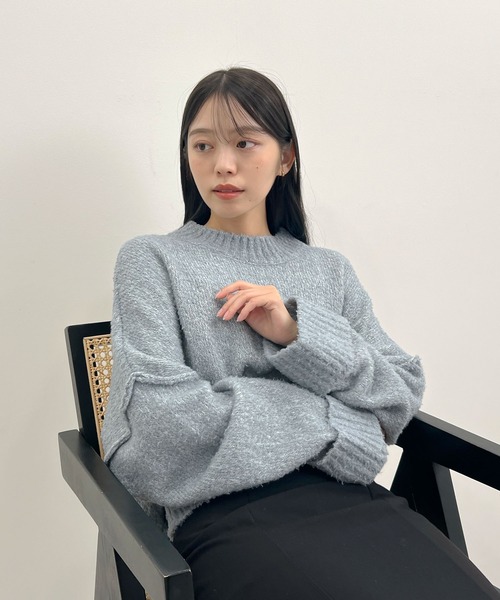 Futier land(フューティアランド)の「ワイドスリーブブークレニット(ニット/セーター・レディース・オフホワイト/ライトグレー/ブルー・MEDIUM)」の6枚目の写真