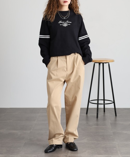 GUESS JEANS(ゲスジーンズ)の「GUESS JEANS リブクルーネックスウェットシャツ(スウェット・レディース・ブラック/ホワイト/レッド・M/L/S/XS)」の20枚目の写真