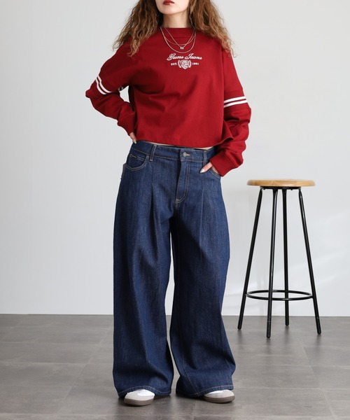 GUESS JEANS(ゲスジーンズ)の「GUESS JEANS リブクルーネックスウェットシャツ(スウェット・レディース・ブラック/ホワイト/レッド・M/L/S/XS)」の13枚目の写真