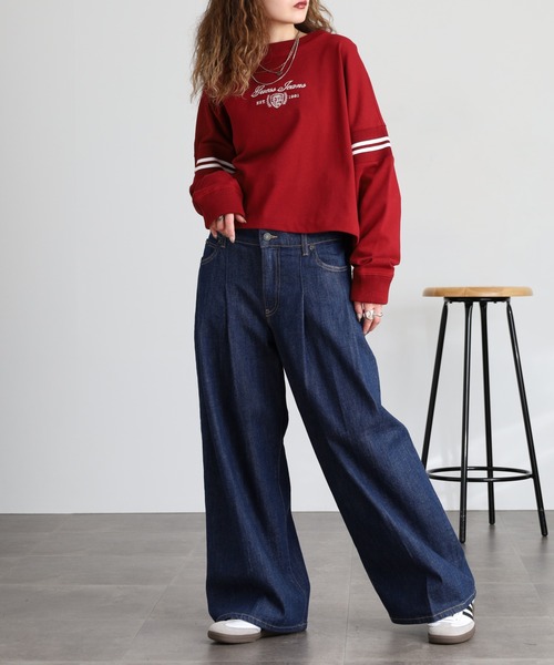 GUESS JEANS(ゲスジーンズ)の「GUESS JEANS リブクルーネックスウェットシャツ(スウェット・レディース・ブラック/ホワイト/レッド・M/L/S/XS)」の14枚目の写真