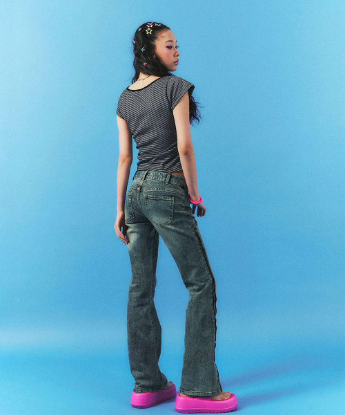 SCHISM INDUCING(スキズムインデューシング)の「ZIPPER FLARED JEANS BLUE(デニムパンツ・レディース・その他・SMALL/MEDIUM)」の8枚目の写真