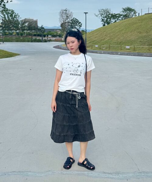 LADY VOLUME(レディーボリューム)の「フレンズスヌーピーTシャツ (アイボリー)(Tシャツ/カットソー・レディース・その他・SMALL/MEDIUM)」の4枚目の写真