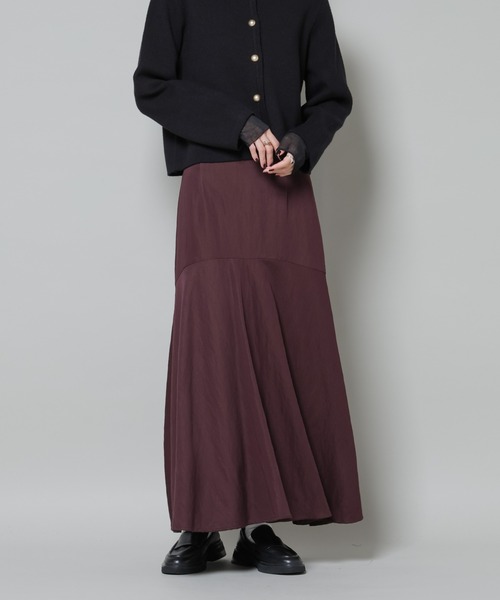 NANO universe(ナノユニバース)の「切り替え裾フレアスカート(スカート・レディース・ブラック/ブラウン/ダークベージュ・FREE)」の1枚目の写真