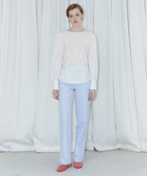 SINOON(シヌーン)の「CN STANDARD PANTS (LIGHT BLUE)(その他パンツ・レディース・スカイブルー・MEDIUM/SMALL)」の3枚目の写真
