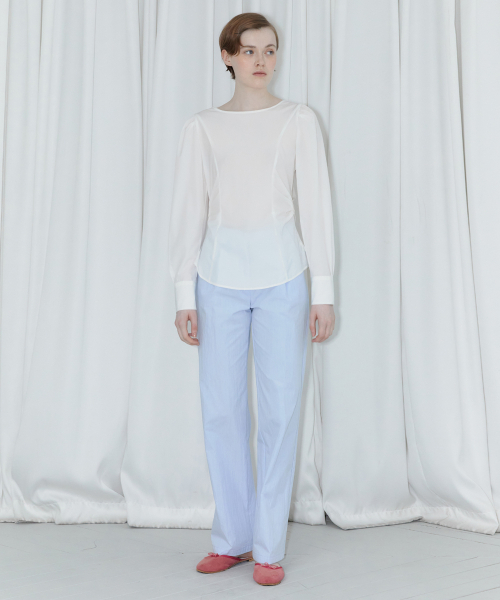 SINOON(シヌーン)の「CN STANDARD PANTS (LIGHT BLUE)(その他パンツ・レディース・スカイブルー・MEDIUM/SMALL)」の4枚目の写真