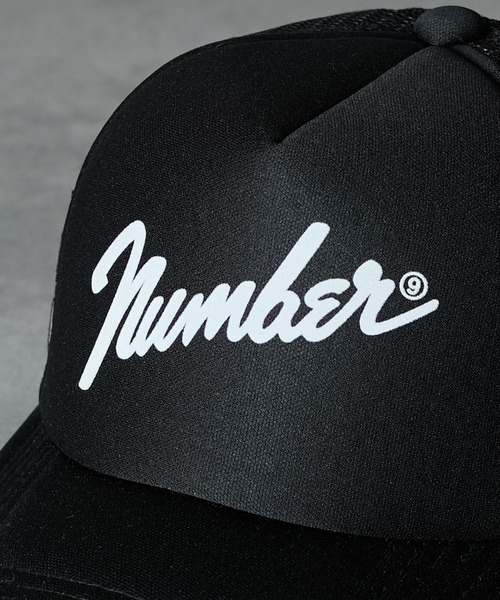 NUMBER (N)INE（ナンバーナイン）の「Number⑨ PRINTED MESH CAP / ナンバーナイン ロゴプリント メッシュキャップ（キャップ・メンズ・ブラック/ホワイト×ブラック・FREE）」の11枚目の写真