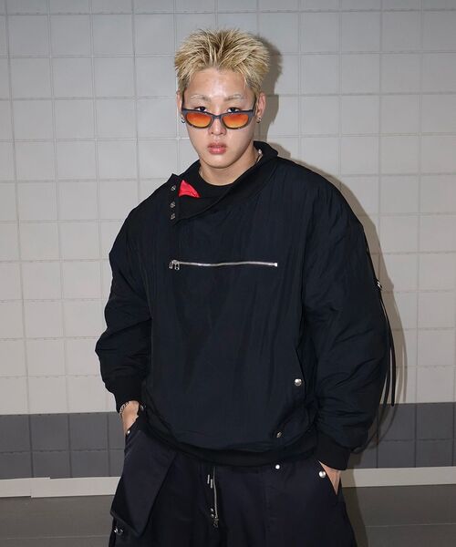 PHOS333(フォースサンサンサン)の「Open Shoulder Pullover Jumper(ナイロンジャケット・メンズ・その他・MEDIUM/LARGE)」の6枚目の写真