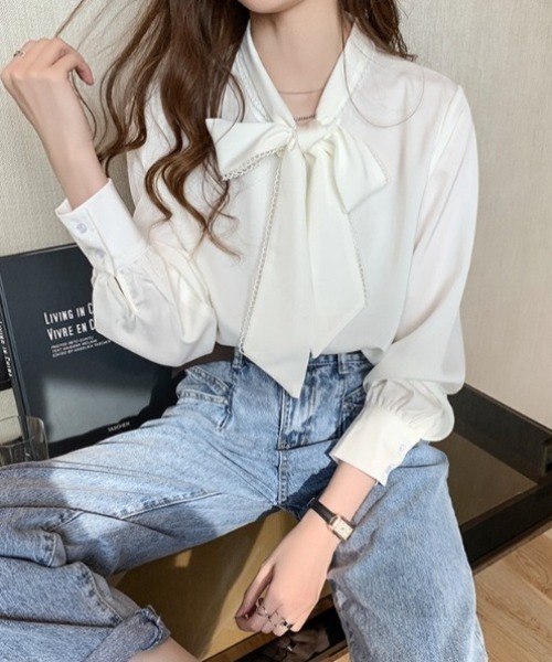 yuue' ( wear )(ユーイ)の「オフィス、プライベート、オケージョンにも◎リボンタイシャツブラウス(シャツ/ブラウス・レディース・ホワイト/ブルー・FREE)」の10枚目の写真