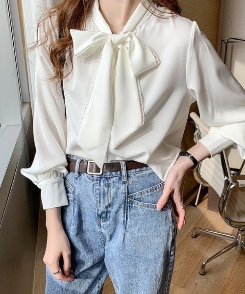 yuue' ( wear )(ユーイ)の「オフィス、プライベート、オケージョンにも◎リボンタイシャツブラウス(シャツ/ブラウス・レディース・ホワイト/ブルー・FREE)」の3枚目の写真
