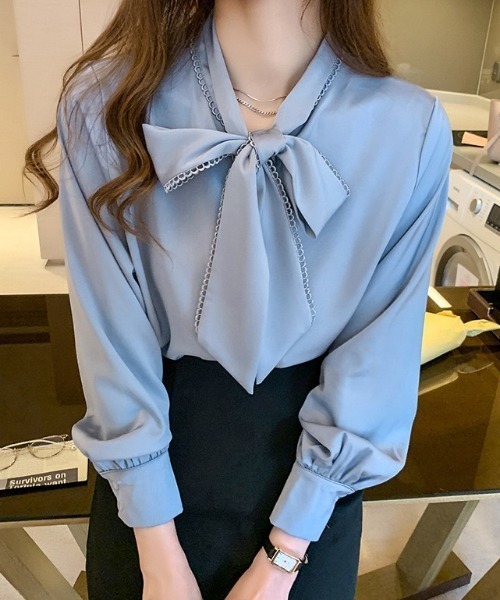 yuue' ( wear )(ユーイ)の「オフィス、プライベート、オケージョンにも◎リボンタイシャツブラウス(シャツ/ブラウス・レディース・ホワイト/ブルー・FREE)」の13枚目の写真