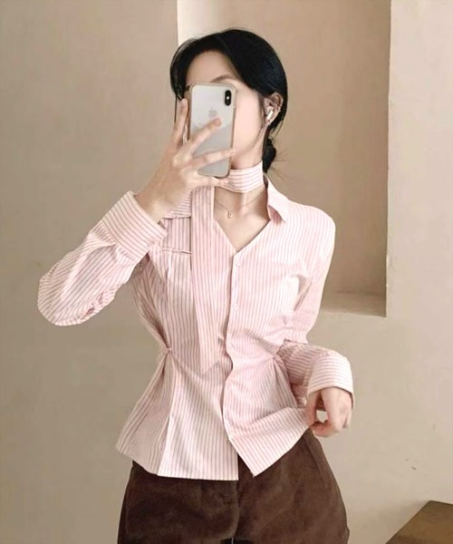 STAY MOTION（ステイモーション）の「【WEB限定】チョーカー付きウエストマークストライプ柄シャツ［韓国ファッション カジュアル］≪新作≫（シャツ/ブラウス・レディース・ピンク/ブルー/オフホワイト・F）」の14枚目の写真