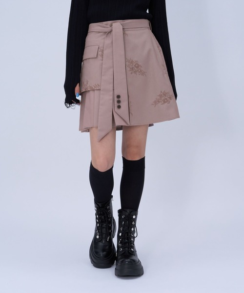 HARE（ハレ）の「Flowerシシュウミニスカート(HARE)（スカート・レディース・ライトブルー/ピンク/ブラック・FREE）」の16枚目の写真