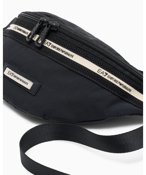 EMPORIO ARMANI EA7（エンポリオアルマーニイーエーセブン）の「<オンライン限定>【エンポリオ アルマーニ EA7】ショルダーバッグ（ショルダーバッグ・メンズ・ブラック・FREE）」の6枚目の写真