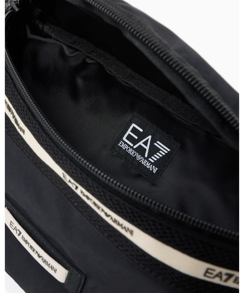 EMPORIO ARMANI EA7（エンポリオアルマーニイーエーセブン）の「<オンライン限定>【エンポリオ アルマーニ EA7】ショルダーバッグ（ショルダーバッグ・メンズ・ブラック・FREE）」の7枚目の写真