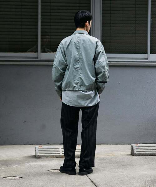 JOURNAL STANDARD（ジャーナルスタンダード）の「M-BDU ガーメント ダイ ショート ブルゾン（ミリタリージャケット・メンズ・ブルー系その他/ブラック系その他/ダークグリーン・MEDIUM/LARGE）」の5枚目の写真