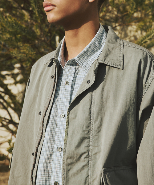 JOURNAL STANDARD（ジャーナルスタンダード）の「M-BDU ガーメント ダイ ショート ブルゾン（ミリタリージャケット・メンズ・ブルー系その他/ブラック系その他/ダークグリーン・MEDIUM/LARGE）」の6枚目の写真