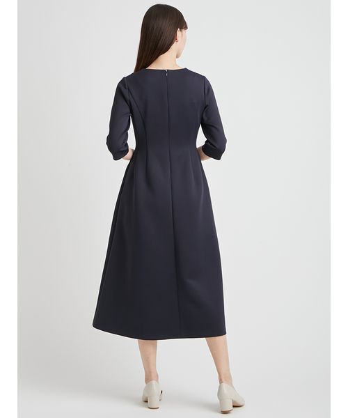 CELFORD(セルフォード)の「【洗える】ツイストポンチワンピース(ワンピース・レディース・ネイビー/ライトピンク/オフホワイト・36/38)」の9枚目の写真