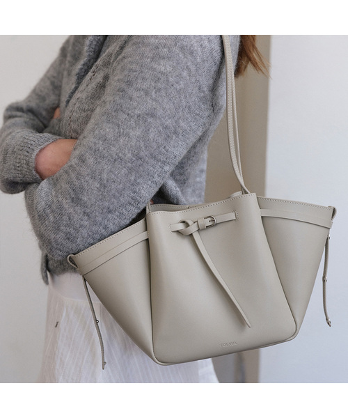 FOLNUA(フォルニュア)の「MINI ANTHOS BAG (5COLOR)(ショルダーバッグ・レディース・ブラウン/ダークブラウン/ブラック/ライトグレー/キャメル・FREE)」の2枚目の写真