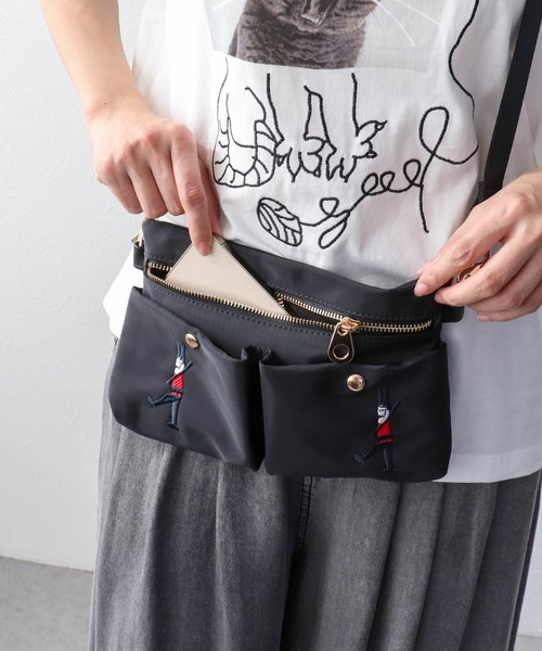 Three Four Time(スリーフォータイム)の「ショルダーポーチ付き刺繍4WAYナイロンリュック(バックパック/リュック・レディース・ブラック・FREE)」の17枚目の写真