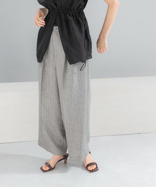 URBAN RESEARCH ROSSO WOMEN(アーバンリサーチ ロッソ)の「ラメリネンストライプワイドパンツ(その他パンツ・レディース・チャコールグレー/ベージュ・36/38)」の21枚目の写真