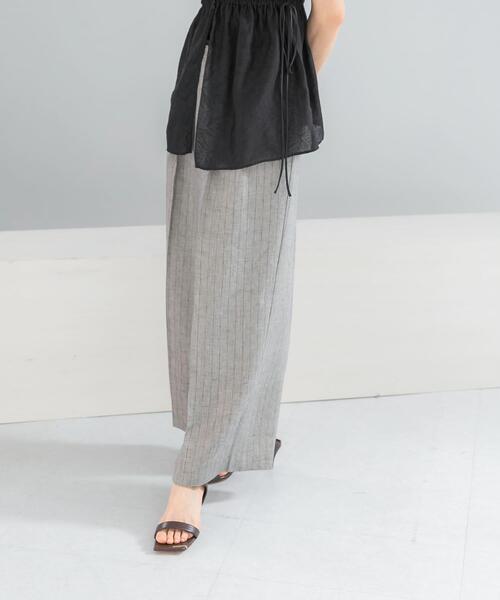 URBAN RESEARCH ROSSO WOMEN(アーバンリサーチ ロッソ)の「ラメリネンストライプワイドパンツ(その他パンツ・レディース・チャコールグレー/ベージュ・36/38)」の22枚目の写真