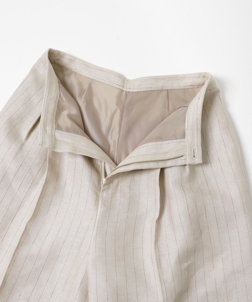 URBAN RESEARCH ROSSO WOMEN（アーバンリサーチ　ロッソ）の「ラメリネンストライプワイドパンツ（その他パンツ・レディース・チャコールグレー/ベージュ・36/38）」の19枚目の写真