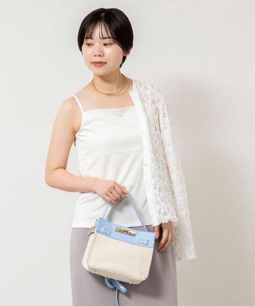 NOLLEY’S Sophi（ノーリーズソフィ）の「ウォッシャブルアジャスター付サテンスムースキャミ（キャミソール・レディース・ブラック/アイボリー・38/36）」の4枚目の写真