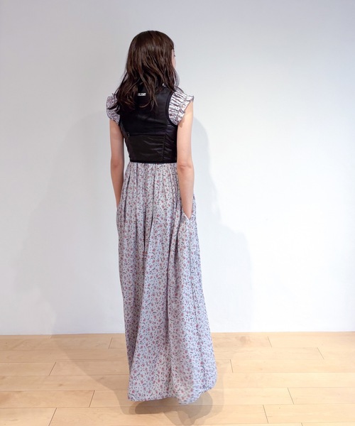 HOLIDAY(ホリデイ)の「FLOWER PRINT NIGHT DRESS フラワープリントナイトドレス(ワンピース・レディース・ブラウン/グレー・ONE SIZE)」の11枚目の写真