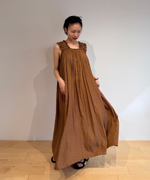 HOLIDAY(ホリデイ)の「FLOWER PRINT NIGHT DRESS フラワープリントナイトドレス(ワンピース・レディース・ブラウン/グレー・ONE SIZE)」の12枚目の写真
