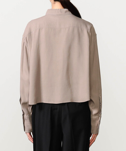 UNFIL（アンフィル）の「UNFIL | レーヨンギャバジン クロップドシャツ WOMEN（シャツ/ブラウス・レディース・ベージュ系その他/ブラック系その他・0）」の11枚目の写真
