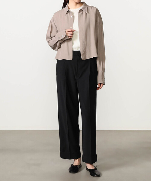 UNFIL（アンフィル）の「UNFIL | レーヨンギャバジン クロップドシャツ WOMEN（シャツ/ブラウス・レディース・ベージュ系その他/ブラック系その他・0）」の12枚目の写真