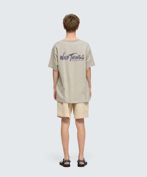 WILD THINGS(ワイルドシングス)の「ウィルダネスギア S/S Tシャツ│WILDERNESS GEAR S/S TEE(Tシャツ/カットソー・メンズ・イエロー系その他2/チャコールグレー/ホワイト/グレー系その他3・XL/L/M/S)」の3枚目の写真