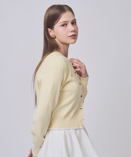 SWINGLE（スウィングル）の「【2/6(Fri)発売】ケーブルニットアンサンブル（カーディガン/ボレロ・レディース・オフホワイト/イエロー/ネイビー/ピンク・FREE）」の5枚目の写真