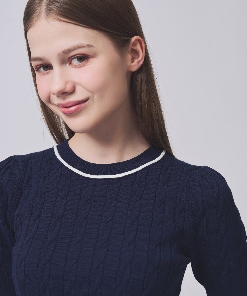 SWINGLE（スウィングル）の「【2/6(Fri)発売】ケーブルニットアンサンブル（カーディガン/ボレロ・レディース・オフホワイト/イエロー/ネイビー/ピンク・FREE）」の11枚目の写真