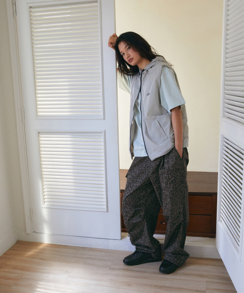 LMCの「WIDE CARGO PANTS leopard(その他パンツ・レディース・その他・SMALL/MEDIUM/LARGE)」の5枚目の写真