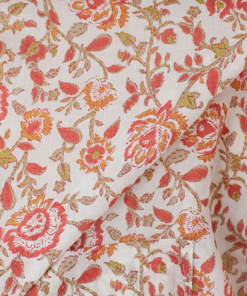 JOURNAL STANDARD LUXE(ジャーナルスタンダード ラックス)の「ボイルフラワー スタンドカラーシャツ(シャツ/ブラウス・レディース・レッド・FREE)」の2枚目の写真