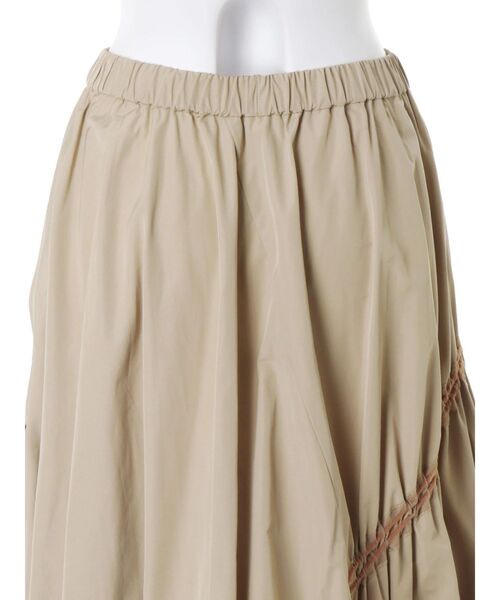 UN3D.(アンスリード)の「WAVE DRAWSTRING FLARE SK / ウェーブドローストリングフレアスカート(スカート・レディース・ブラック/ベージュ/ネイビー・38/36)」の20枚目の写真