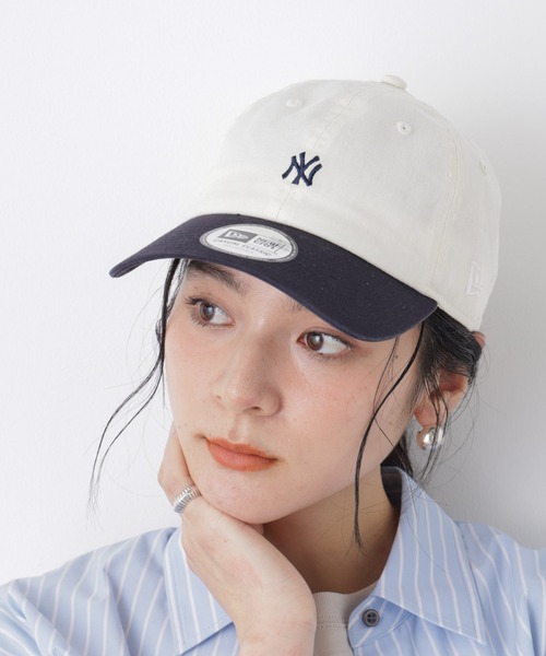 NEW ERA(ニューエラ)の「NEW ERA(R)/別注 CC NEYYAN MINILOGO CAP Clr(キャップ・レディース・その他1/ベージュ/バーガンディー・FREE)」の3枚目の写真