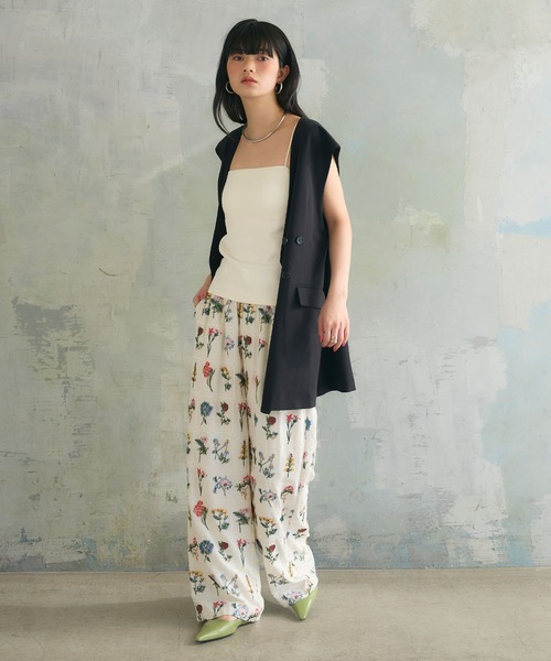 ELLEgirl(エルガール)の「花刺繍イージーパンツ(その他パンツ・レディース・オフホワイト/ブラック・L/M)」の16枚目の写真