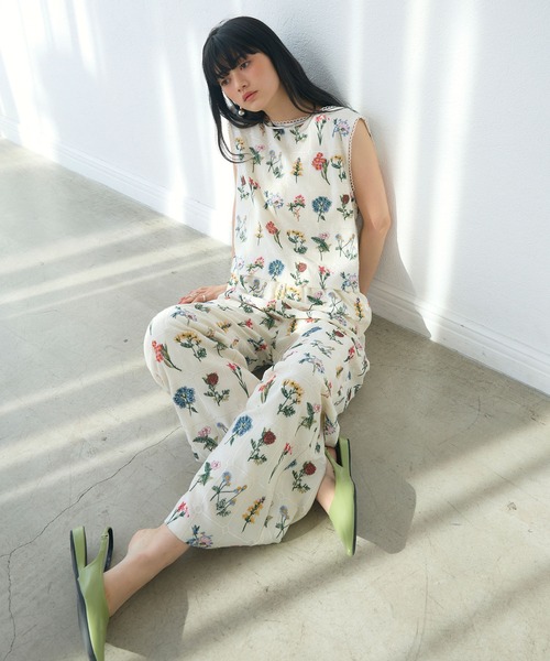 ELLEgirl(エルガール)の「花刺繍イージーパンツ(その他パンツ・レディース・オフホワイト/ブラック・L/M)」の19枚目の写真