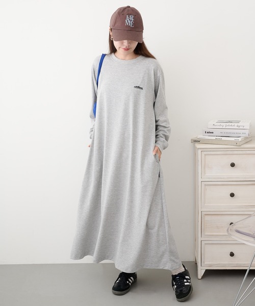 ※難あり※ヴィヴィアンウエストウッド　ロングワンピース Vivienne Westwood（ヴィヴィアンウエストウッド）の「ｺｯﾄﾝ裏毛ｱﾆﾏﾙｶｯﾄ