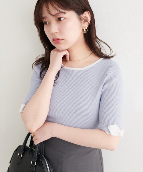 natural couture（ナチュラルクチュール）の「〈osono〉配色リボンニット（ニット/セーター・レディース・ブラック/サックスブルー/レッド/ピンク/オフホワイト・FREE）」の3枚目の写真