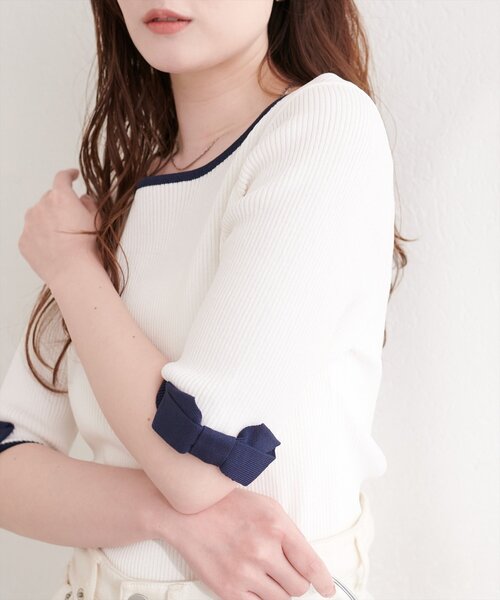 natural couture（ナチュラルクチュール）の「〈osono〉配色リボンニット（ニット/セーター・レディース・ブラック/サックスブルー/レッド/ピンク/オフホワイト・FREE）」の10枚目の写真