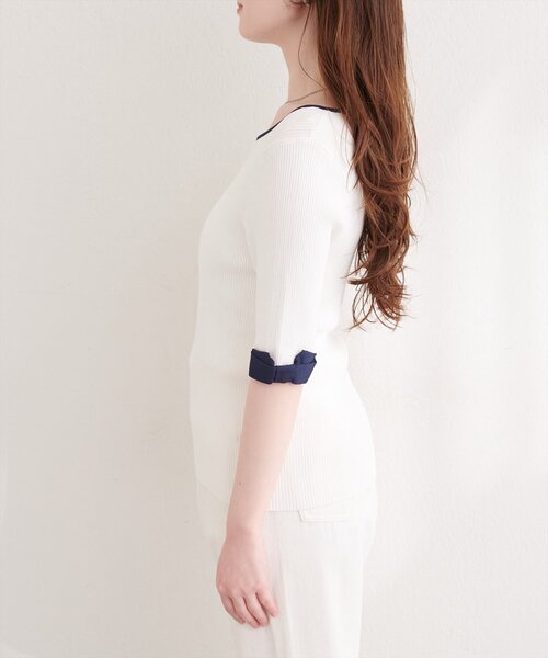 natural couture（ナチュラルクチュール）の「〈osono〉配色リボンニット（ニット/セーター・レディース・ブラック/サックスブルー/レッド/ピンク/オフホワイト・FREE）」の15枚目の写真