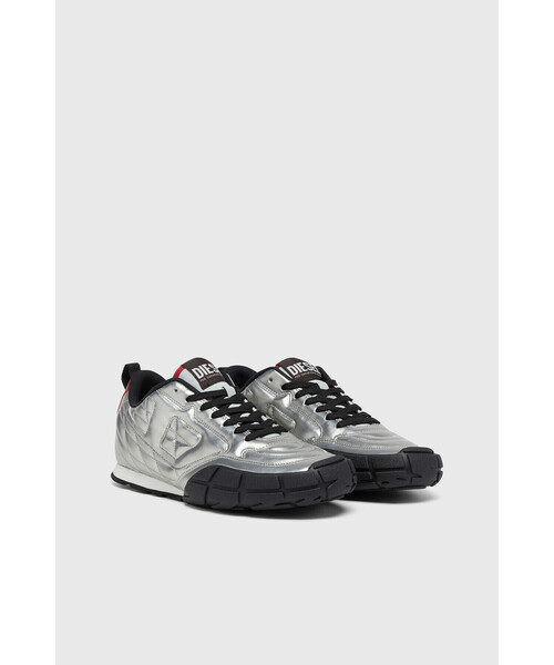 DIESEL(ディーゼル)の「メンズ ローカットスニーカー S-PAGODHA LOW(スニーカー・メンズ・シルバー・42/44/41/43)」の2枚目の写真