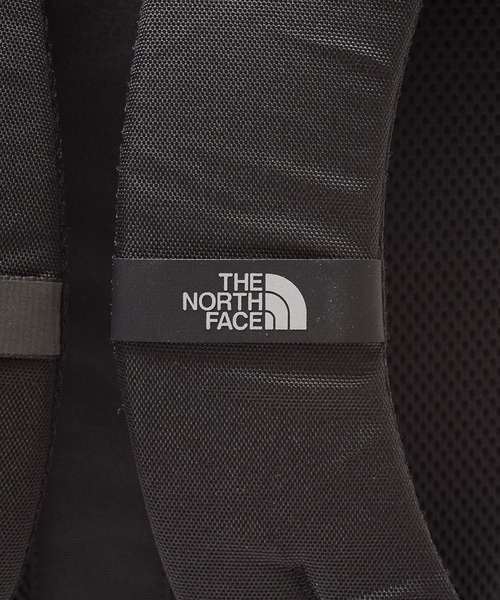 THE NORTH FACE（ザノースフェイス）の「(THE NORTH FACE)BOULDER TOTE PACK（トートバッグ・レディース・ブラック・ONE SIZE）」の9枚目の写真